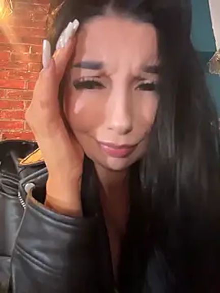 Tisha_Busty