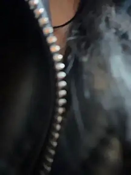 Tisha_Busty