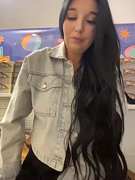Tisha_Busty