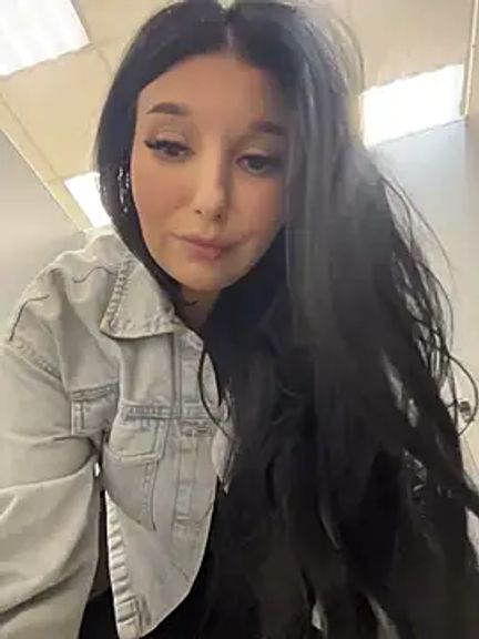 Tisha_Busty