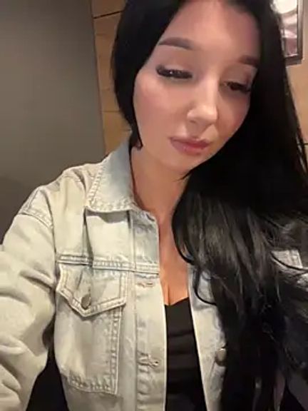 Tisha_Busty