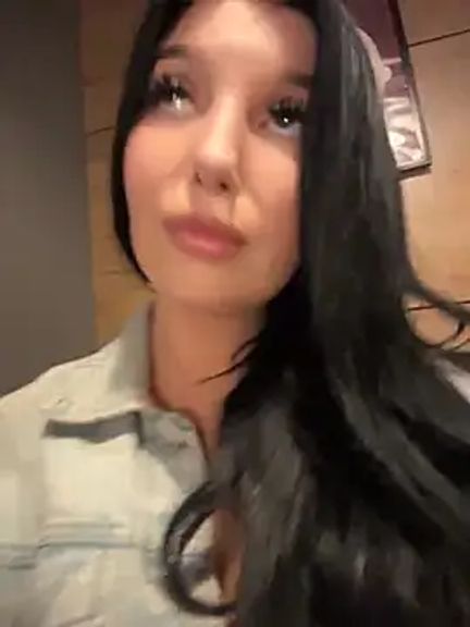 Tisha_Busty