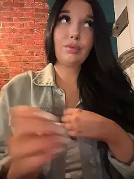 Tisha_Busty