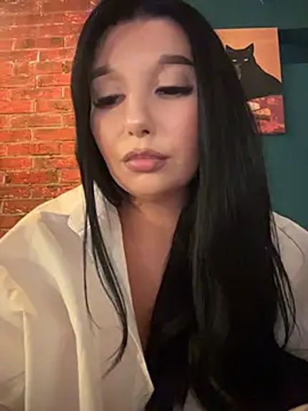 Tisha_Busty