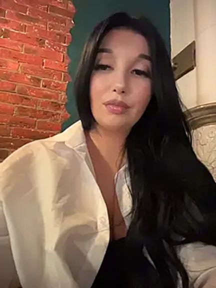 Tisha_Busty