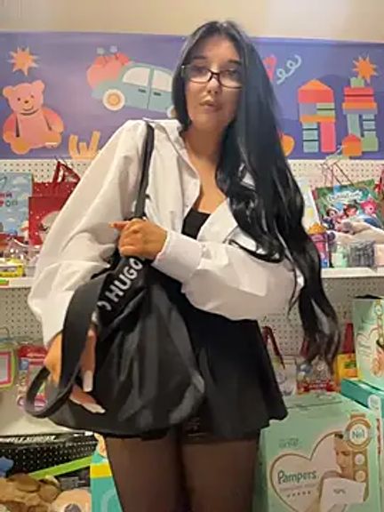Tisha_Busty