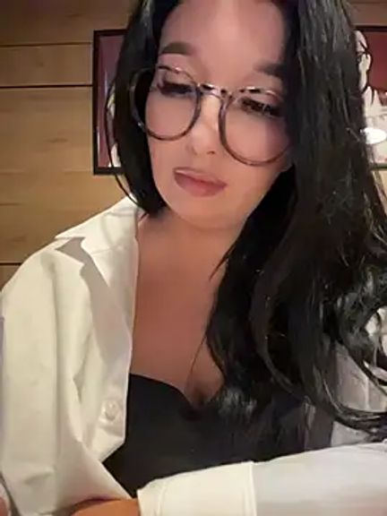 Tisha_Busty