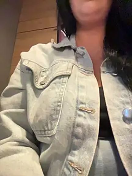 Tisha_Busty