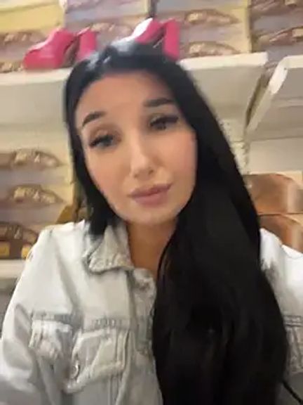 Tisha_Busty