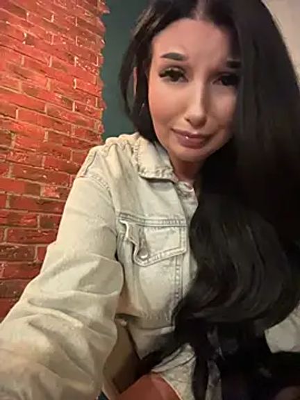 Tisha_Busty