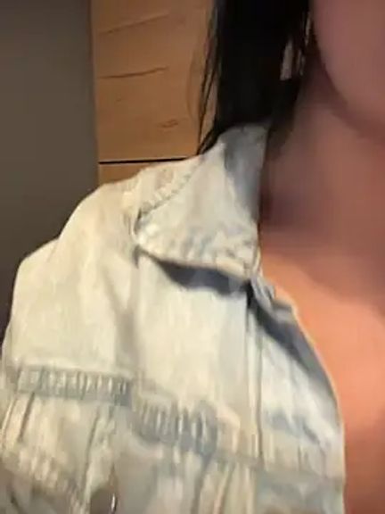 Tisha_Busty