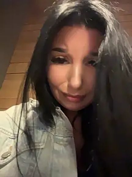 Tisha_Busty