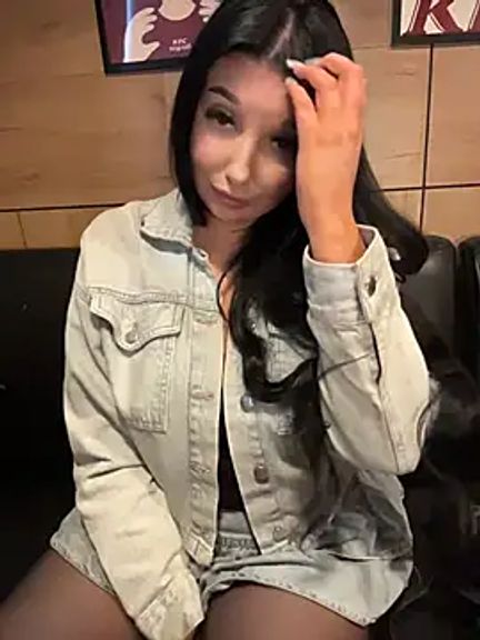 Tisha_Busty