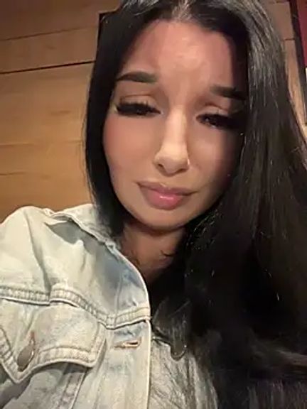 Tisha_Busty