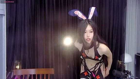 YiJin-a
