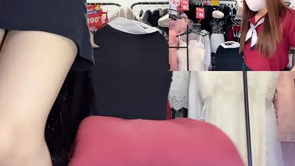 Larissa-Closet