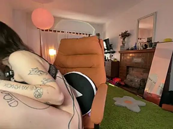 GennaJames
