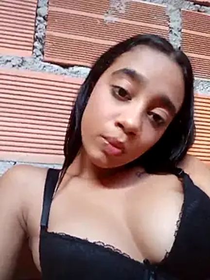Zoe_Sweett18