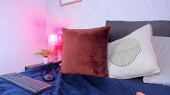 Caroline_dh