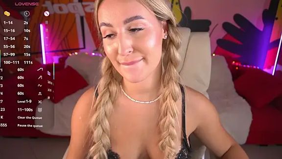 LiaBrazzerr