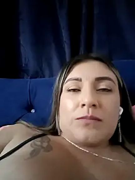 Isabellaa_Garcia_
