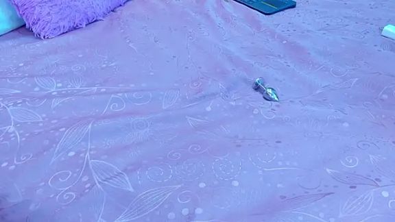 Charlotte_Ice1
