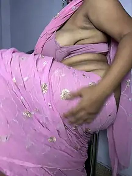 Lovely-Shivani