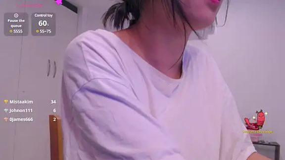 LinhHo_25