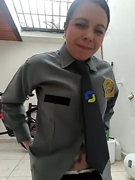 Ariana-07