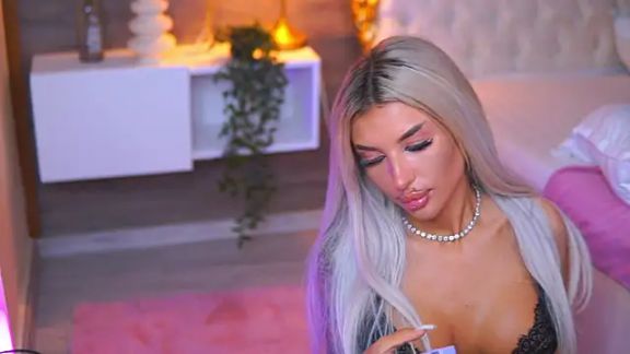 Juicy_Jessye