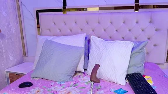elena_mature