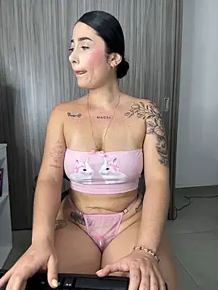 Libia_James