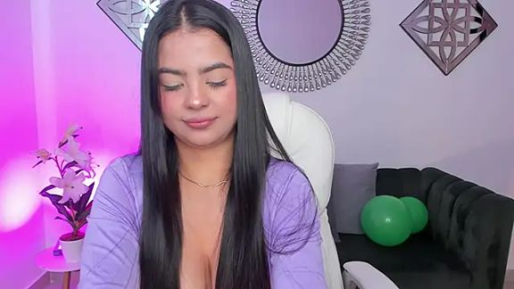 Layla_Breezee