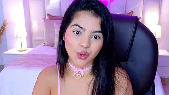 Layla_Breezee