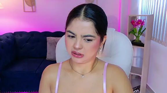 Layla_Breezee