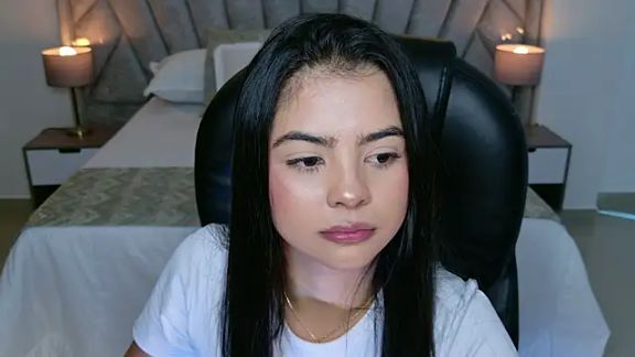 Layla_Breezee