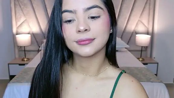 Layla_Breezee
