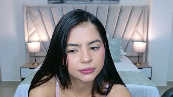Layla_Breezee