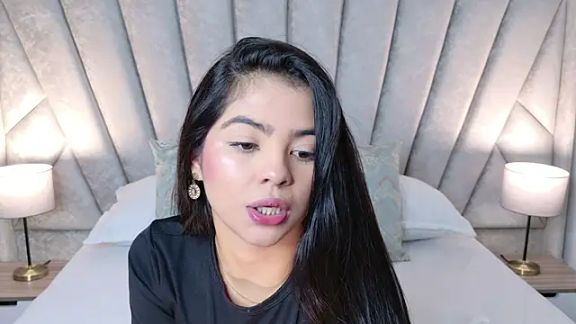 Layla_Breezee