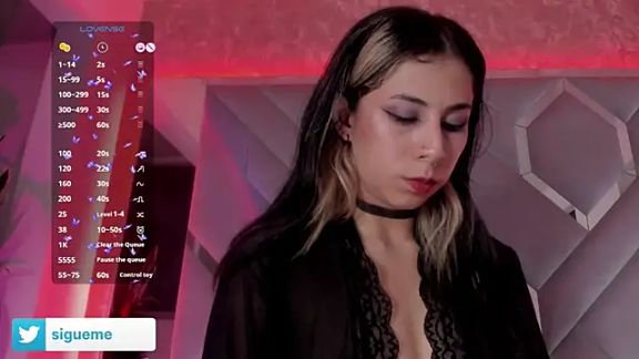 Sara_Foxx1