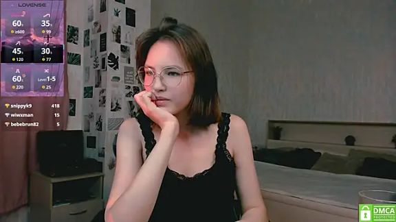naomy_radiant