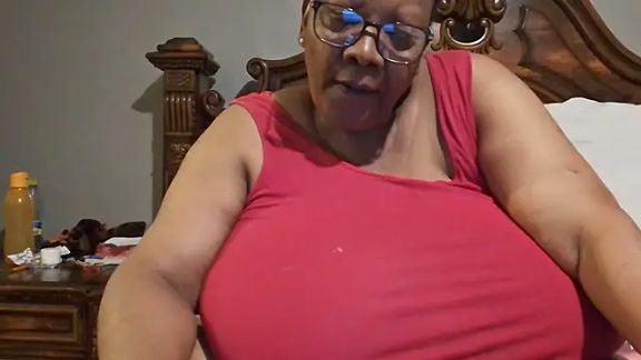 SEXYBOOBSNASS