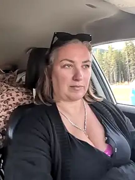 Canadian_BBW