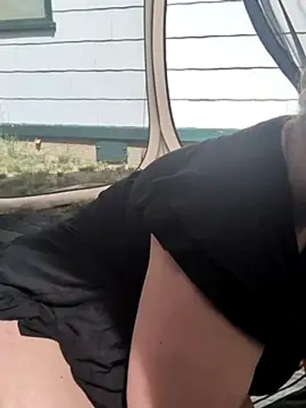 Canadian_BBW