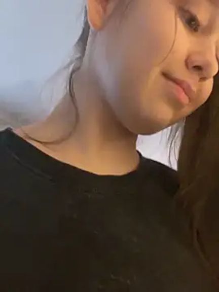 HornyGirlH
