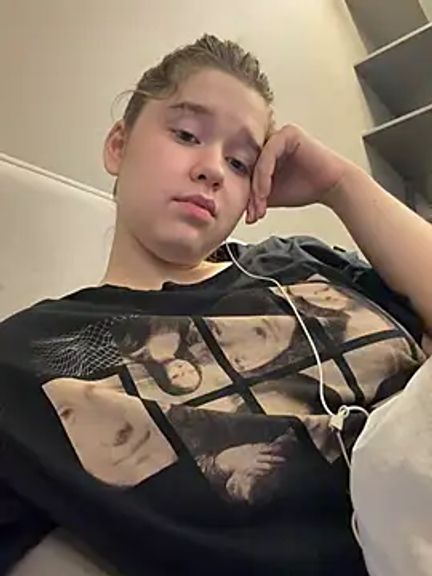 HornyGirlH
