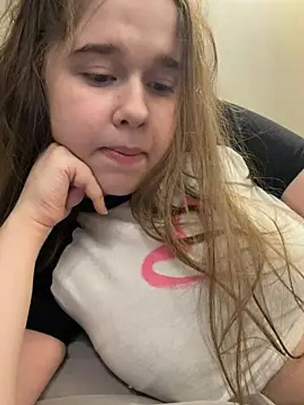 HornyGirlH