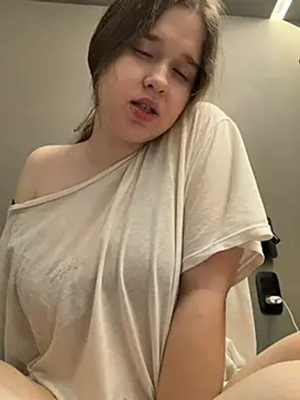 HornyGirlH