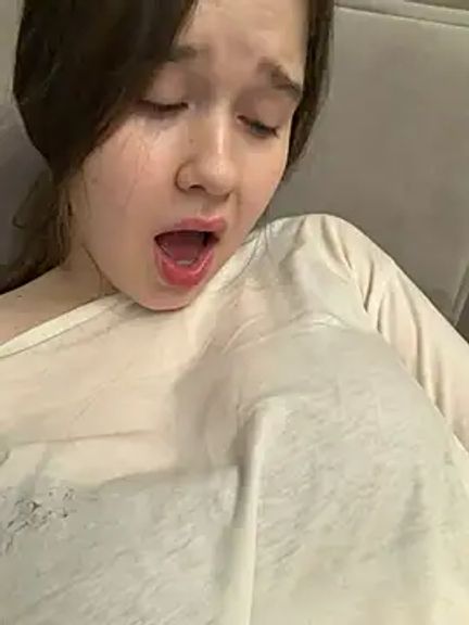 HornyGirlH