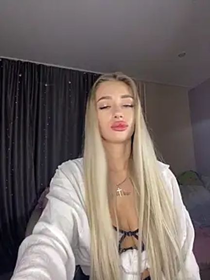 Tiffany_Kissss